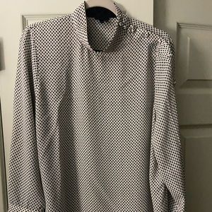 Who What Wear white & black polka dot blouse Size L